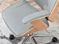Fotel biurowy z drewnianym korpusem FRANK SZARY BUK - noga CHROM - wygodny fotel do biura