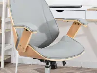 Fotel biurowy z drewnianym korpusem FRANK SZARY BUK - noga CHROM - fotel z podłokietnikami