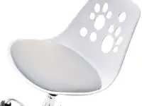Nowoczesne krzesło do biurka dla dzieci FOOT biało - szare - detale.