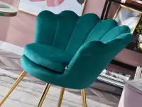 Fotel muszelka LAZAR TURKUSOWY z weluru + złote nogi - komfortowe siedzisko