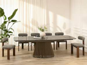 BEŻOWO CZARNY MARMUROWY STÓŁ ROZKŁADANY FOSCA KARBOWANA PODSTAWA BRĄZ