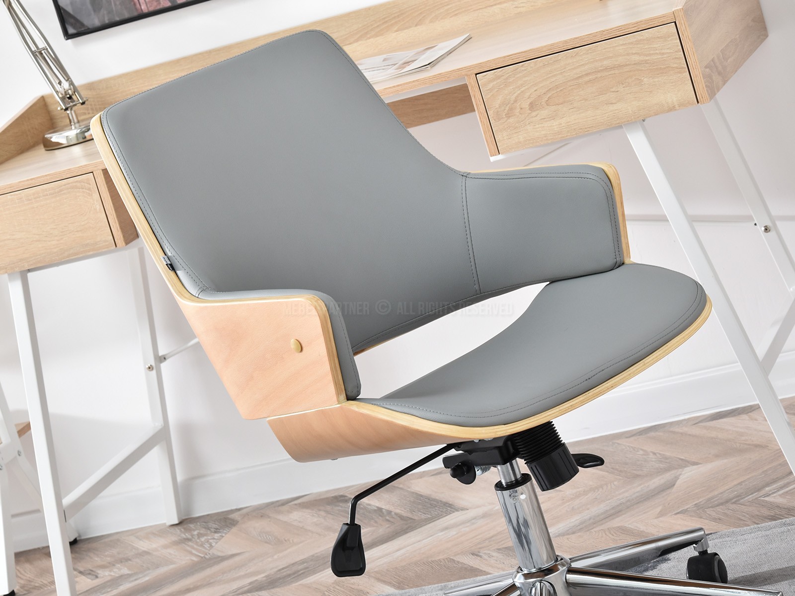 Szykowny fotel biurowy, drewniany, OSKAR  buk - szary - mobilna podstawa