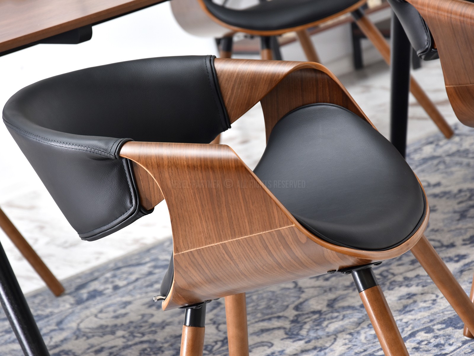 Krzesło vintage ze skóry ekologicznej BENT orzech-czarny - profil