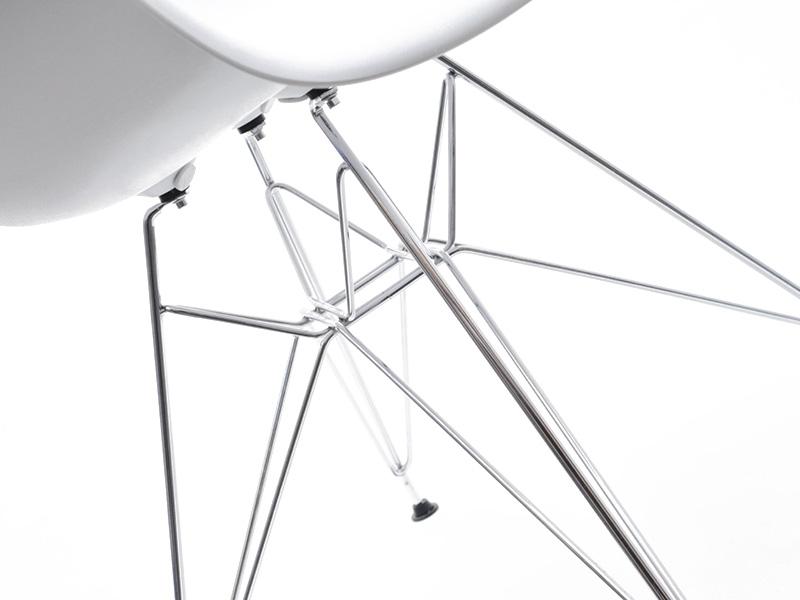 Krzesło z tworzywa inspirowane MPA ROD białe - widok na mocowanie podstawy i shell.
