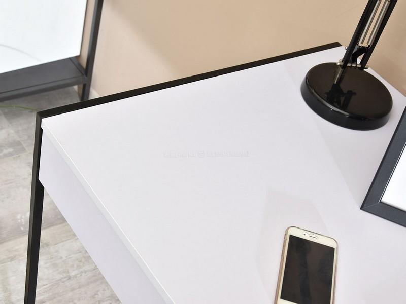 Minimalistyczne biurko z dużym blatem UNIF BIAŁO-CZARNE podstawa