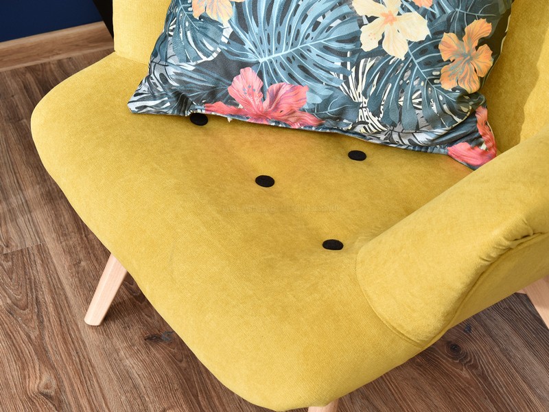 Nowoczesny fotel w angielskim stylu FLORI żółty - charakterystyczne detale