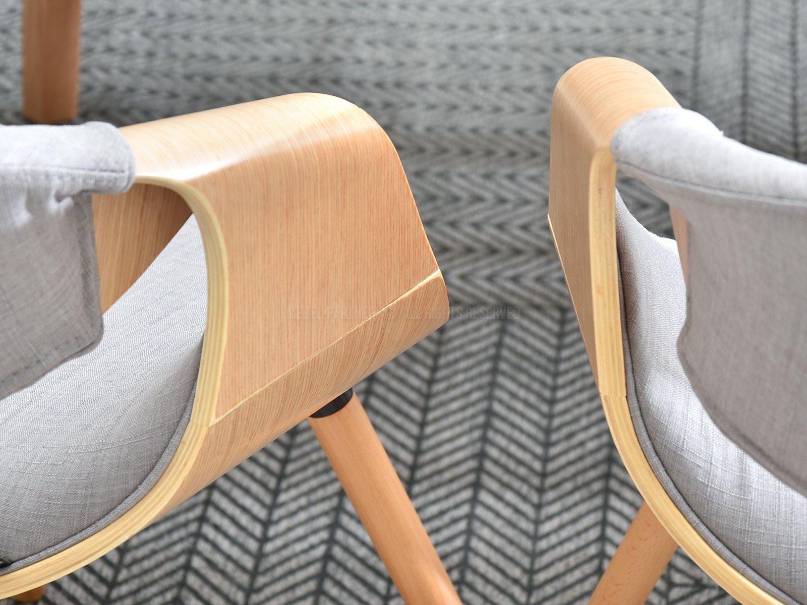 Eleganckie krzesło BENT SZARY-DĄB z drewna giętego i tkaniny - podłokietniki