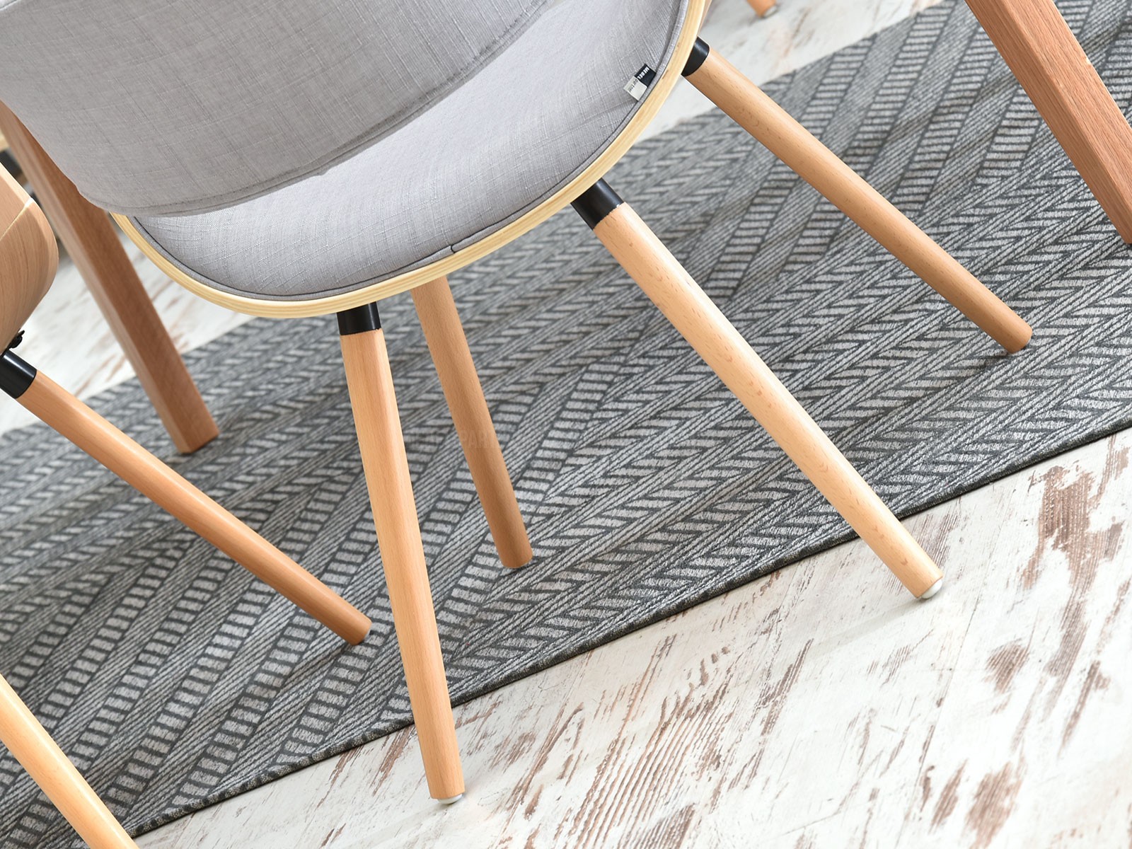 Eleganckie krzesło BENT SZARY-DĄB z drewna giętego i tkaniny - podstawa