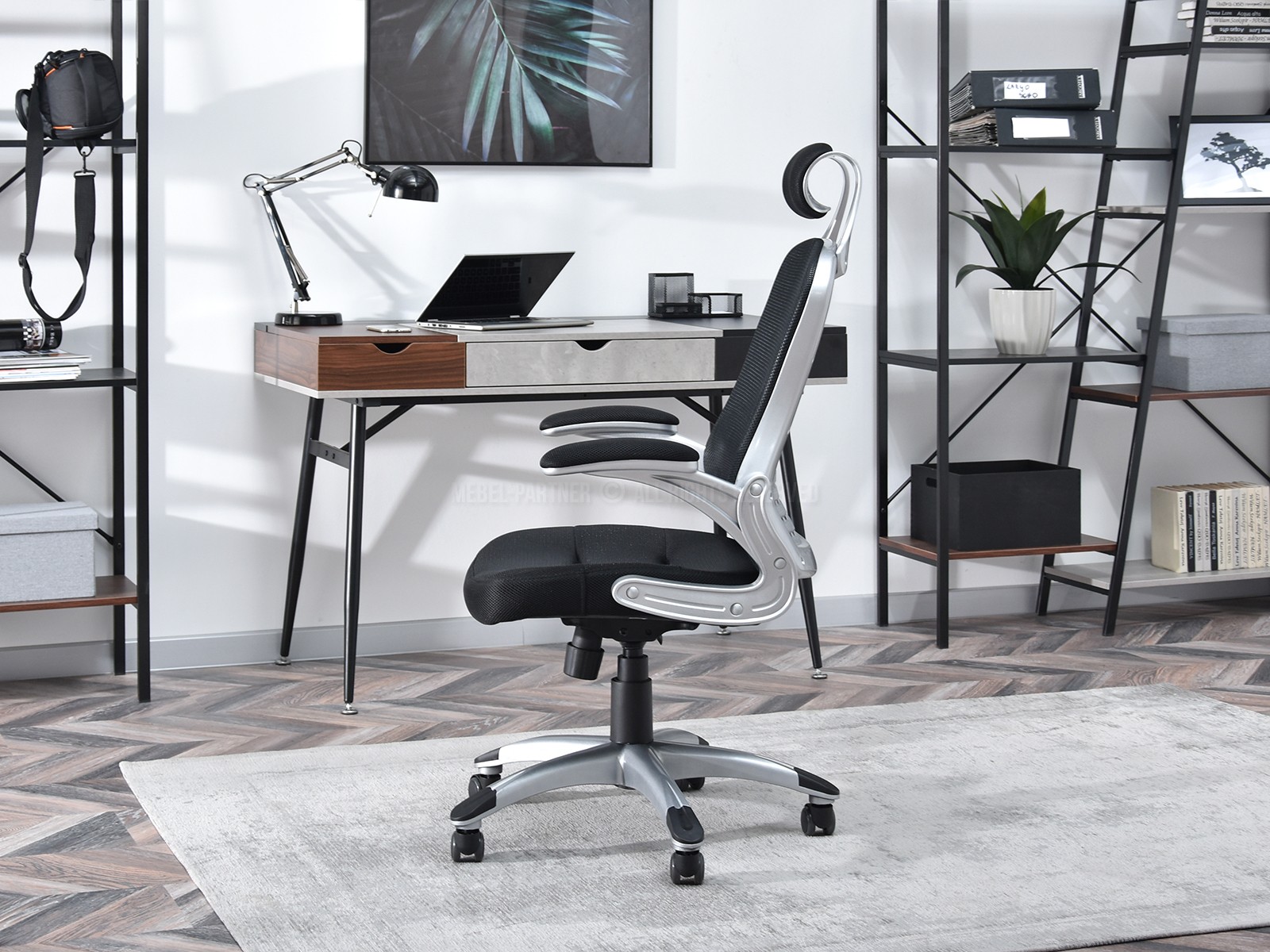 Fotel biurowy LUPO czarna tkanina mesh + srebrne tworzywo - wentylowane oparcie