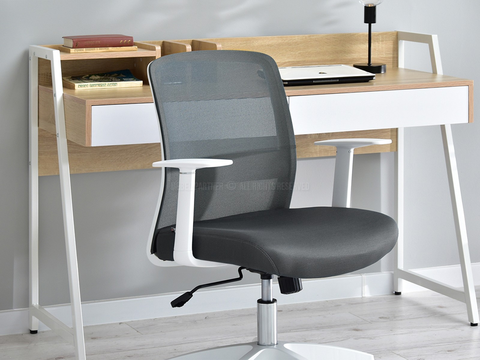 Fotel biurowy materiałowy GLEN GRAFITOWY MESH do home office - podłokietniki