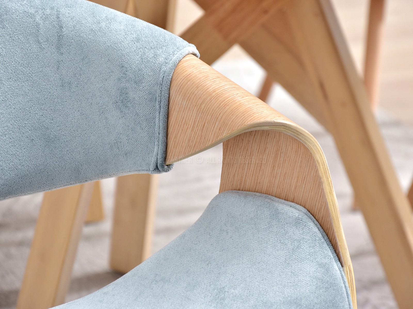 Krzesło drewniane gięte BENT NIEBIESKIE - DĄB - profil