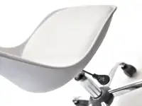 Krzesło obrotowe regulowane LUIS MOVE białe - poduszka obszyta skórą ekologiczną