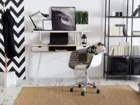 Krzesło obrotowe tapicerowane MPA MOVE TAP PATCHWORK 2 - w aranżacji z biurkiem GAVLE