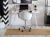 Krzesło obrotowe tapicerowane MPA MOVE TAP PATCHWORK 2 - w aranżacji z biurkiem GAVLE