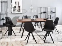 Krzesło stołowe do kuchni LUIS ROT czarno-czarne - w aranżacji
