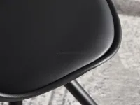 Krzesło stołowe do kuchni LUIS ROT czarno-czarne - czarny pad z eko-skóry