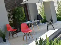 Krzesło z tworzywa na taras MPC WOOD czerwone