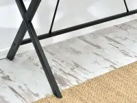 Małe designerskie biurko loftowe DESIGNO BETON-CZARNE - designerska noga