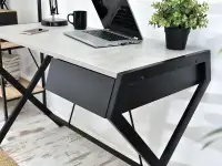 Małe designerskie biurko loftowe DESIGNO BETON-CZARNE - szuflada w blacie