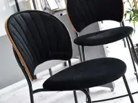 Hoker retro SPLIT CZARNY muszelka z weluru drewna i metalu - komfortowe siedzisko