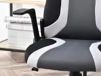 Fotel obrotowy do biurka HELIX CZARNO-SZARY na kółkach - uniwersalna kolorystyka