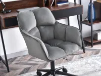 Miękki fotel biurowy z weluru ISLA SZARY NA CZARNEJ NODZE - komfortowe siedzisko