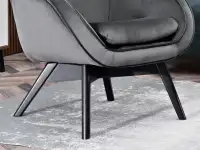 Fotel do salonu MERS GRAFITOWY Z WELURU - CZARNE NOGI - drewniana podstawa