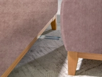 sofa stockholm pudrowy róż tkanina, podstawa dąb naturalny