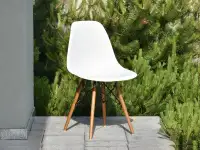 Produkt: Krzesło tarasowe mpc wood biały tworzywo, podstawa buk