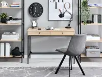 Biurko do pracy w domu KALAN DĄB SONOMA - CZARNY - w aranżacji z krzesłem PROXI