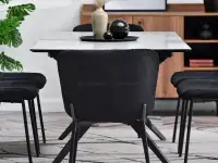 Czarne krzesło KIRK - CZARNE NOGI - charakterystyczne detale