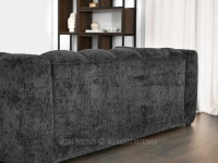 Dwuosobowa sofa tapicerowana o obłym kształcie OLIA CZARNY - tapicerowany tył sofy