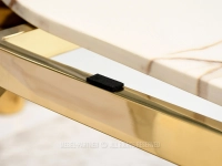 Elegancki stół ANTIGUA 180 BIAŁY MARMUR GOLD - ZŁOTY - ochronne nakładki z filcu