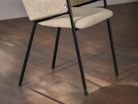 Kubełkowe krzesło BEŻOWY BOUCLE CLOE NOGI CZARNY - minimalistyczna podstawa