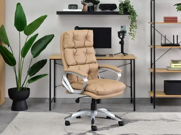  Komfortowy fotel biurowy w eleganckim wydaniu
