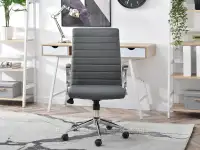 Fotel biurowy CRUZ SZARA SKÓRA EKOLOGICZNA  - CHROM - poziome przeszycia