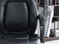 Wygodny fotel do komputera DEKER CZARNY NOGA - SZARY - miękkie siedzisko