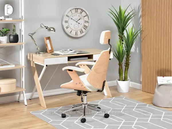 Krzesło biurowe z regulacją oparcia i podłokietnikami - komfortowa praca