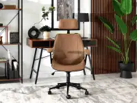 Fotel biurowy z drewna i ekoskóry FRANK BRĄZ - CZARNY - fotel do biura z biurkiem GAVLE