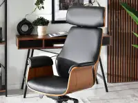 Fotel biurowy CZARNY SKÓRZANY Z DREWNEM ORZECH - CHROM - komfortowe siedzisko