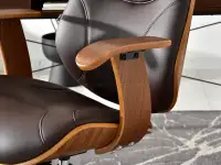 Krzesło biurowe RAY drewno i ekoskóra BRĄZ - ORZECH - CZARNA NOGA - krzesło biurowe z podłokietnikami