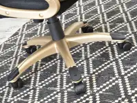 Ergonomiczny fotel biurowy RIND złoty satyna + czarny mesh - złota noga