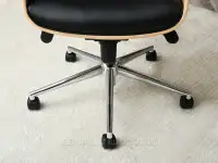 Wygodny fotel biurowy LEONARD DĄB-CZARNY - fotel biurowy z podstawą na kółkach