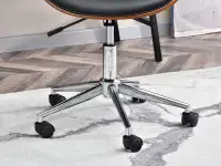 Nowoczesny fotel biurowy z drewna RAPID orzech-czarny - mobilna podstawa