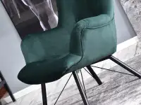 Pikowany fotel DALTON ZIELONY Z WELURU na czarnej nodze - oryginalna bryła