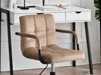 Pikowany mały fotel ELIS BEŻOWY WELUR - komfortowe siedzisko
