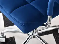 Fotel biurowy dziecięcy z podłokietnikami ELIS GRANATOWY - welurowa tkanina