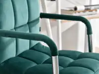Welurowy fotel biurowy ELIS ZIELONY ZE STELAŻEM CHROM - charakterystyczne detale