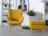 Fotel w nowczesnym stylu do salonu FLORI żółty - buk - aranżacja z pufą MALMO przód