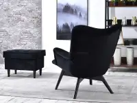 Fotel FLORI CZARNY z pikowanego weluru na czarnej nodze - tył siedziska
